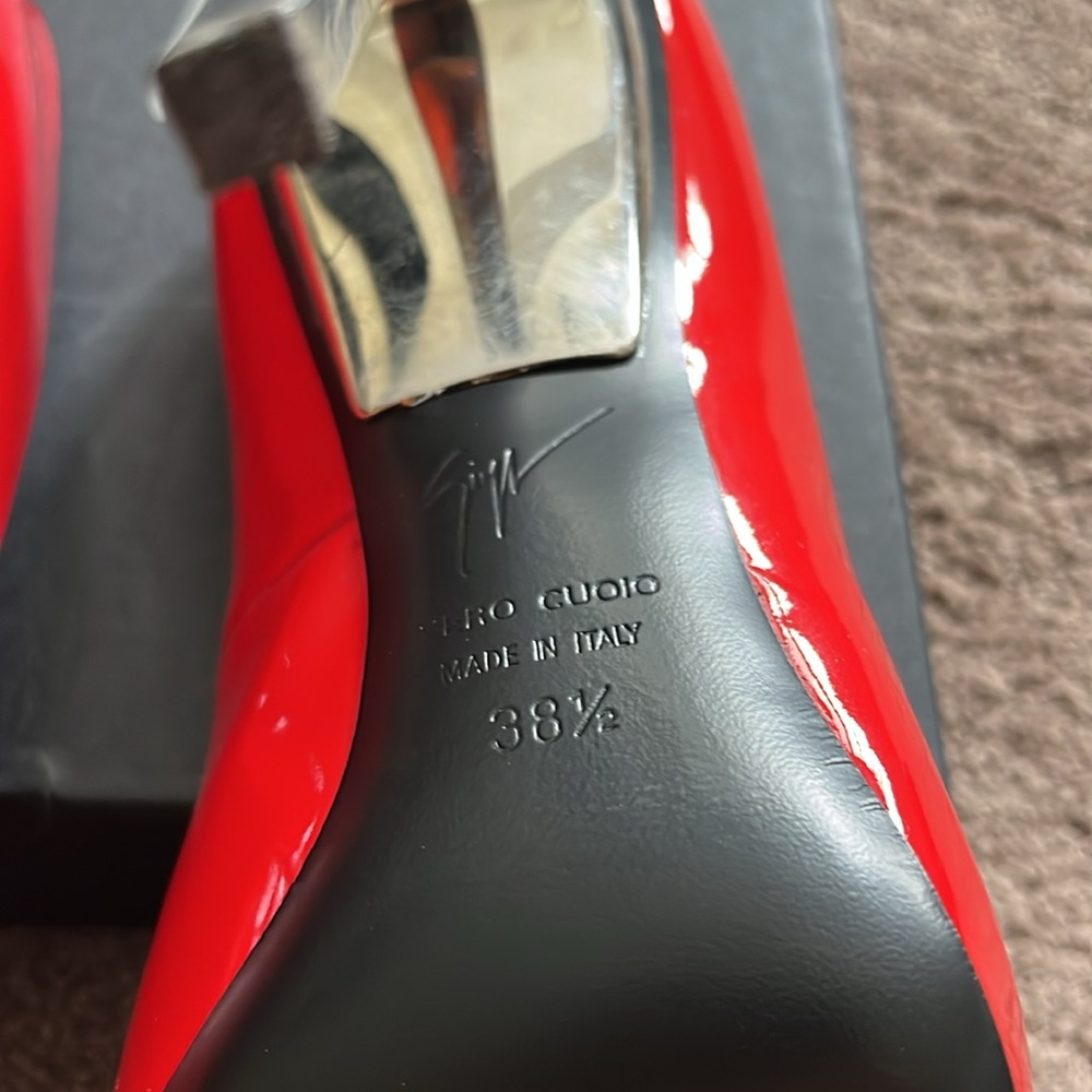 Giuseppe Zanotti Red Patent Leather Heels - Picture 4 of 8
